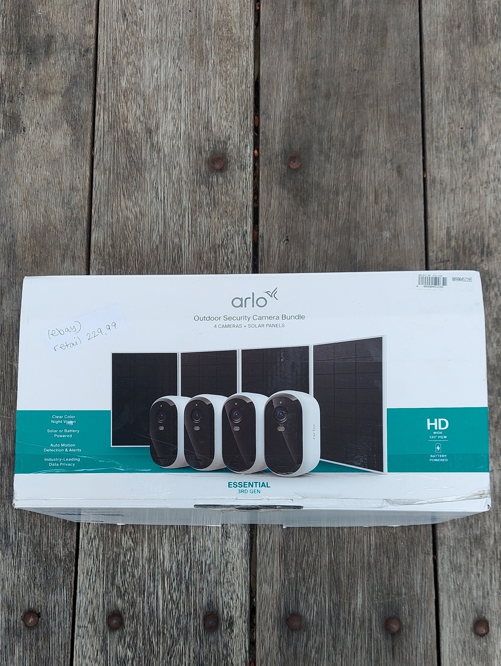 Arlo Essential 3rd Gen Outdoor Security Camera Bundle - White